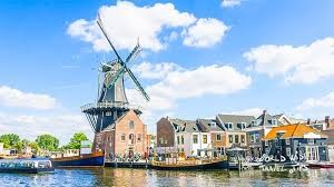 Finding Love in the Land of Windmills: The Netherlands' Top Dating Destinations and Tips